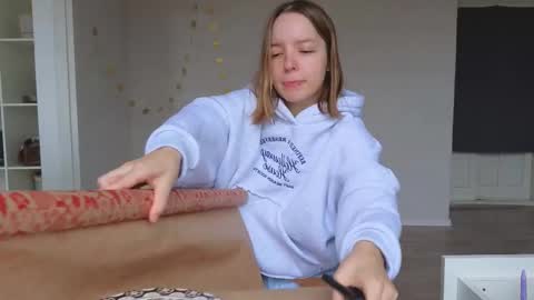 Snapshot of my_mia_ chatting on 4, 12, 2025 MIA I will be here Monday Wednesday Thursday Saturday online show from 4, 12, 2025