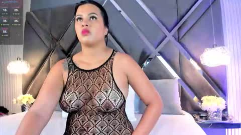 Mariana Evans online show from 22, 9, 2025