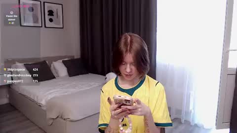 Lana online show from 9, 7, 2026
