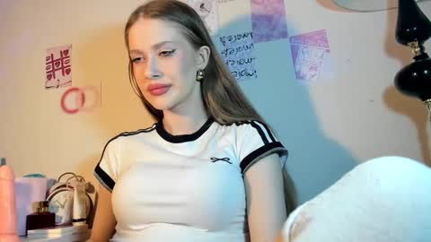 chloe online show from 16, 5, 2026
