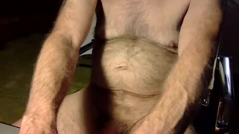 r-glenn-01 online show from 25, 10, 2025