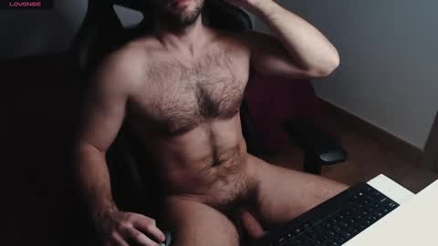 Juan  OF  myhairymacho online show from 4, 3, 2025