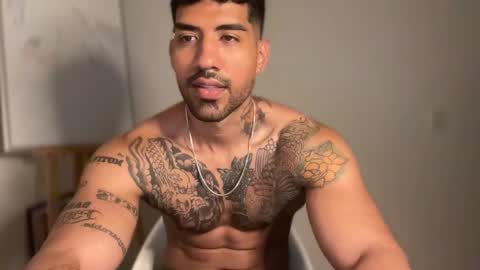 Myke esthetic online show from 1, 2, 2025