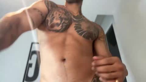 Myke esthetic online show from 4, 2, 2025