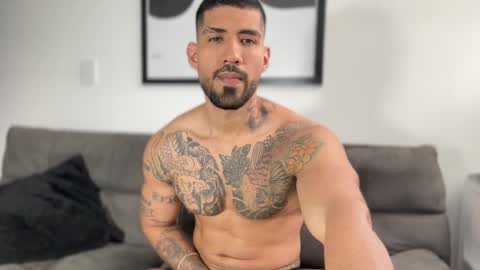 Myke esthetic online show from 28, 2, 2025