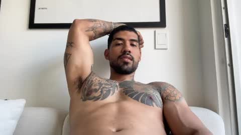 Myke esthetic online show from 14, 5, 2026
