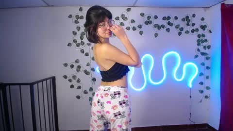 helen online show from 28, 1, 2025