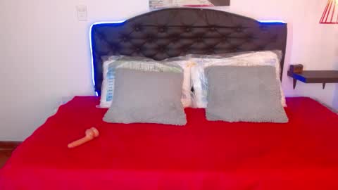 Snapshot of mylu_xx chatting on 8, 5, 2026 MYLU online show from 8, 5, 2026