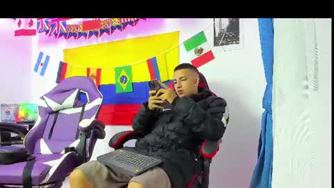 Snapshot of myluandjackhot chatting on 10, 7, 2026 Myluandjack online show from 10, 7, 2026