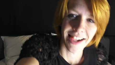 Snapshot of mymiesexy chatting on 2, 3, 2025 mymiesexy online show from 2, 3, 2025
