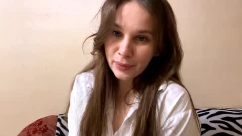 Snapshot of myrtazyskowski chatting on 2, 11, 2025 Luna online show from 2, 11, 2025