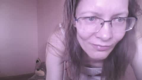 mysterious_blondy online show from 10, 5, 2026