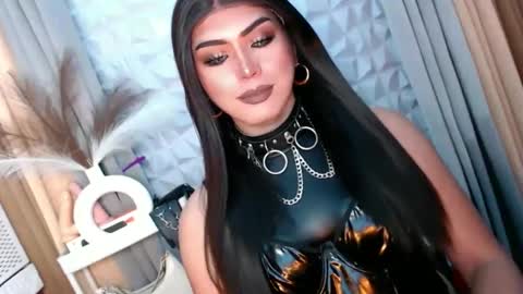 Snapshot of mysterious_diva chatting on 2, 11, 2025 SUPPORT GODDESS TRISHA AND DONT FORGET TO FOLLOW ME online show from 2, 11, 2025