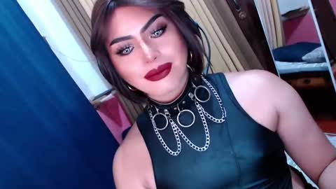 Snapshot of mysterious_diva chatting on 15, 4, 2026 SUPPORT GODDESS TRISHA AND DONT FORGET TO FOLLOW ME online show from 15, 4, 2026