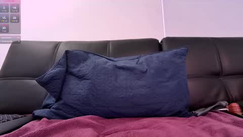 Mystery Nymph Milf online show from 25, 9, 2025