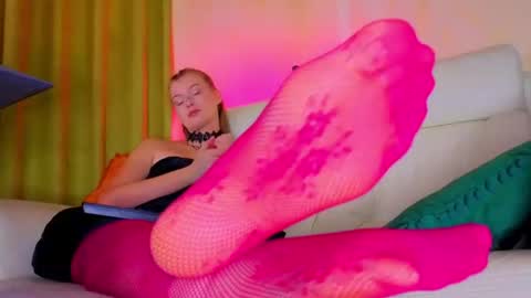 mysticvenus_ online show from 15, 7, 2026