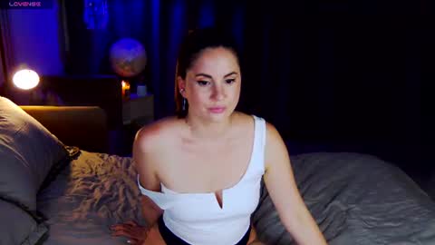Angeline online show from 29, 7, 2026