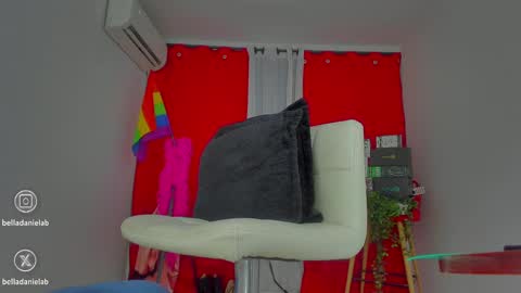 Snapshot of mysweetdanny chatting on 1, 2, 2025 IG belladanielab online show from 1, 2, 2025