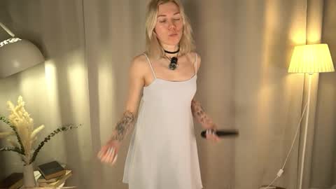 Olivia or just olive online show from 22, 3, 2026