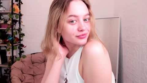 Eva  online show from 14, 12, 2024