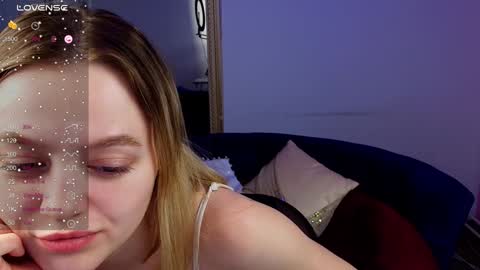 Eva  online show from 25, 1, 2025