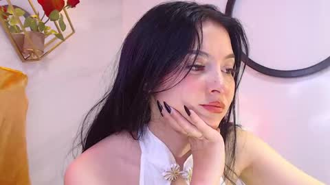 naamah_b online show from 31, 1, 2025