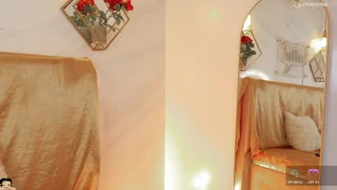 naamah_b online show from 6, 5, 2026