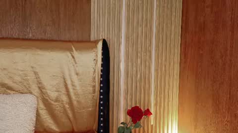 naamah_b online show from 22, 7, 2026