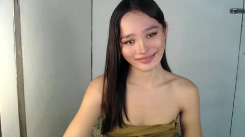 nadiestar online show from 3, 12, 2024