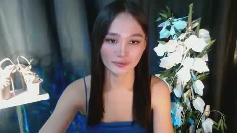 nadiestar online show from 4, 1, 2025