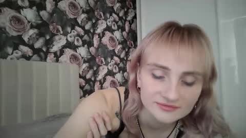 Nadjia online show from 16, 12, 2025