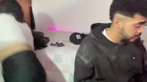 naduu__xx online show from 17, 2, 2025