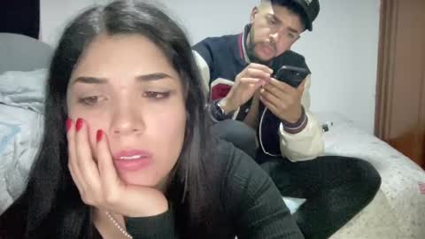 naduu__xx online show from 28, 2, 2025