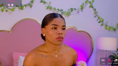 NahiaraReina  online show from 20, 12, 2025