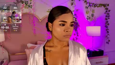 NahiaraReina  online show from 15, 3, 2026