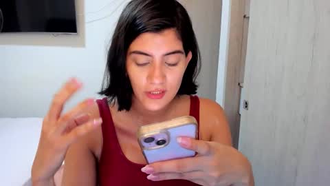 independent model online show from 13, 2, 2026