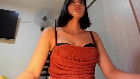 independent model online show from 28, 3, 2026