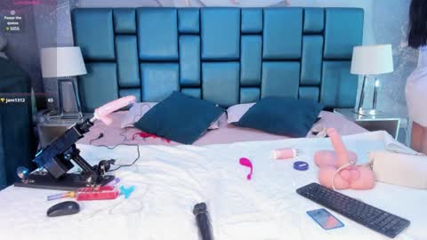 Nahomi online show from 19, 2, 2025