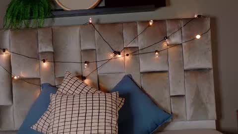  VICTORIA  online show from 3, 3, 2026