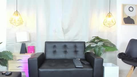 Snapshot of nahomiwhitte chatting on 25, 3, 2026 Nahomy Whitte online show from 25, 3, 2026