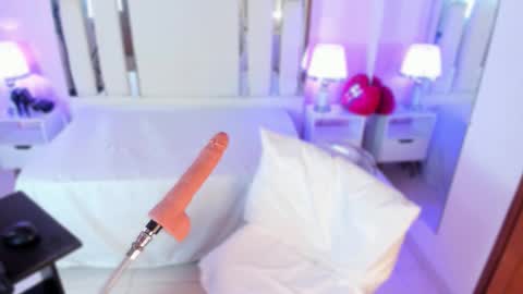 Snapshot of nahomyroberts chatting on 3, 11, 2025 Nahomy Roberts online show from 3, 11, 2025