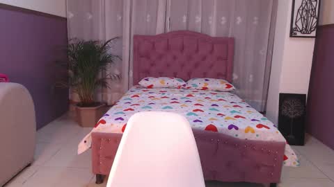 Snapshot of naia_sweetsex chatting on 16, 10, 2025 naia_sweetsex online show from 16, 10, 2025