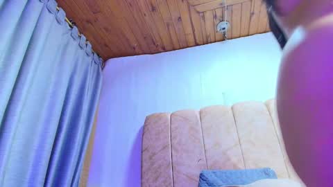 Naia x online show from 5, 3, 2026