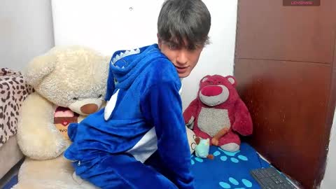  N A I M T H E  K I N G  online show from 1, 3, 2026