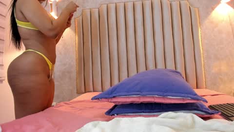 Naisha Rousell online show from 26, 12, 2024