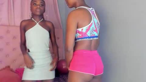 nalaandzuri ebony lesbian blackgirls online show from 24, 10, 2025