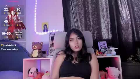 nami_white online show from 23, 10, 2025