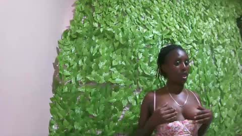 Snapshot of nana2095 chatting on 7, 3, 2025 nana2095 online show from 7, 3, 2025