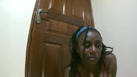 Snapshot of nana2095 chatting on 13, 10, 2025 nana2095 online show from 13, 10, 2025