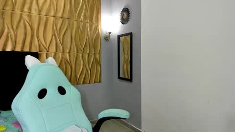 nanami_owo online show from 23, 10, 2025